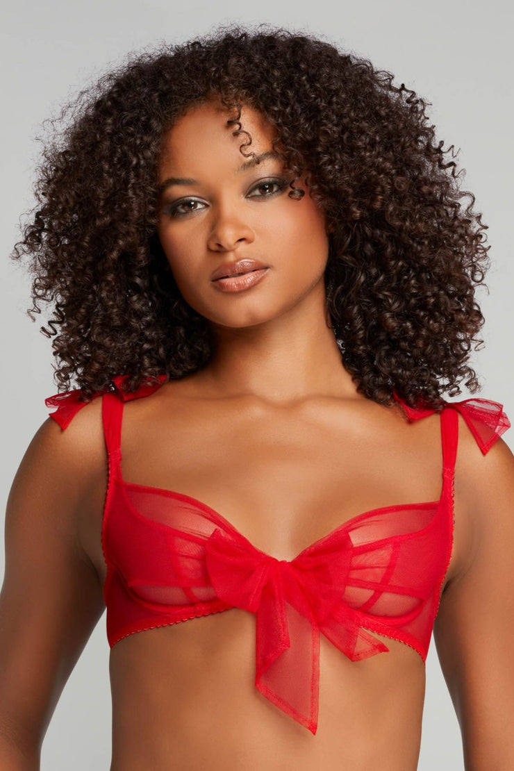 Wholesale stock lingerie set For An Irresistible Look 