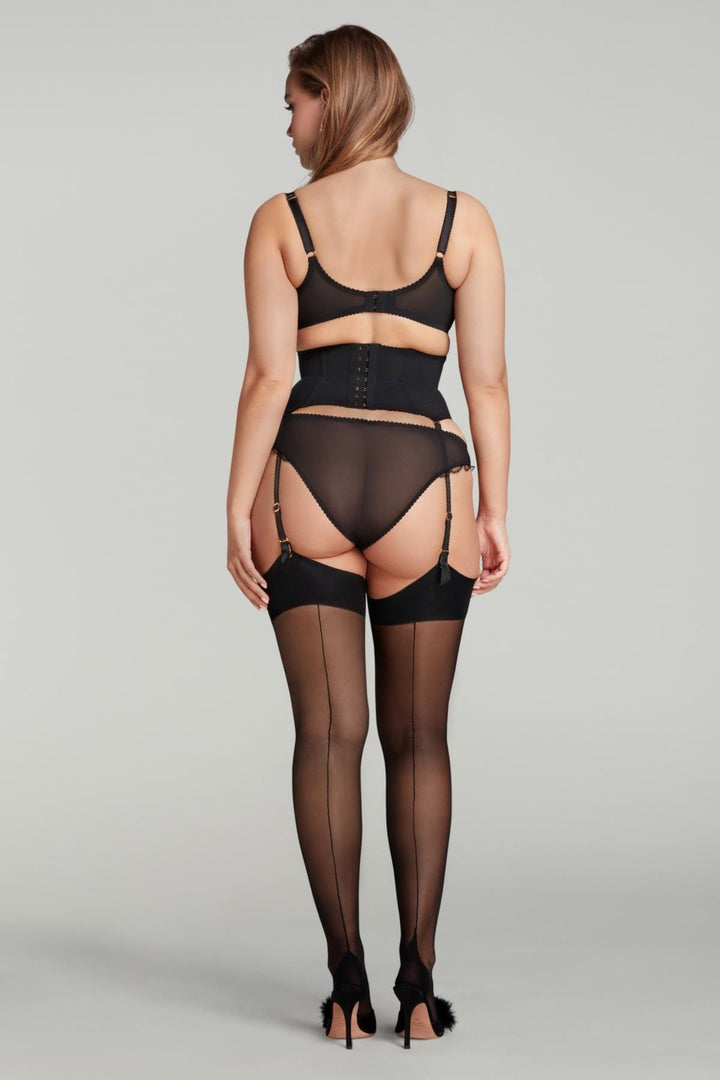 Agent Provocateur Sara brief